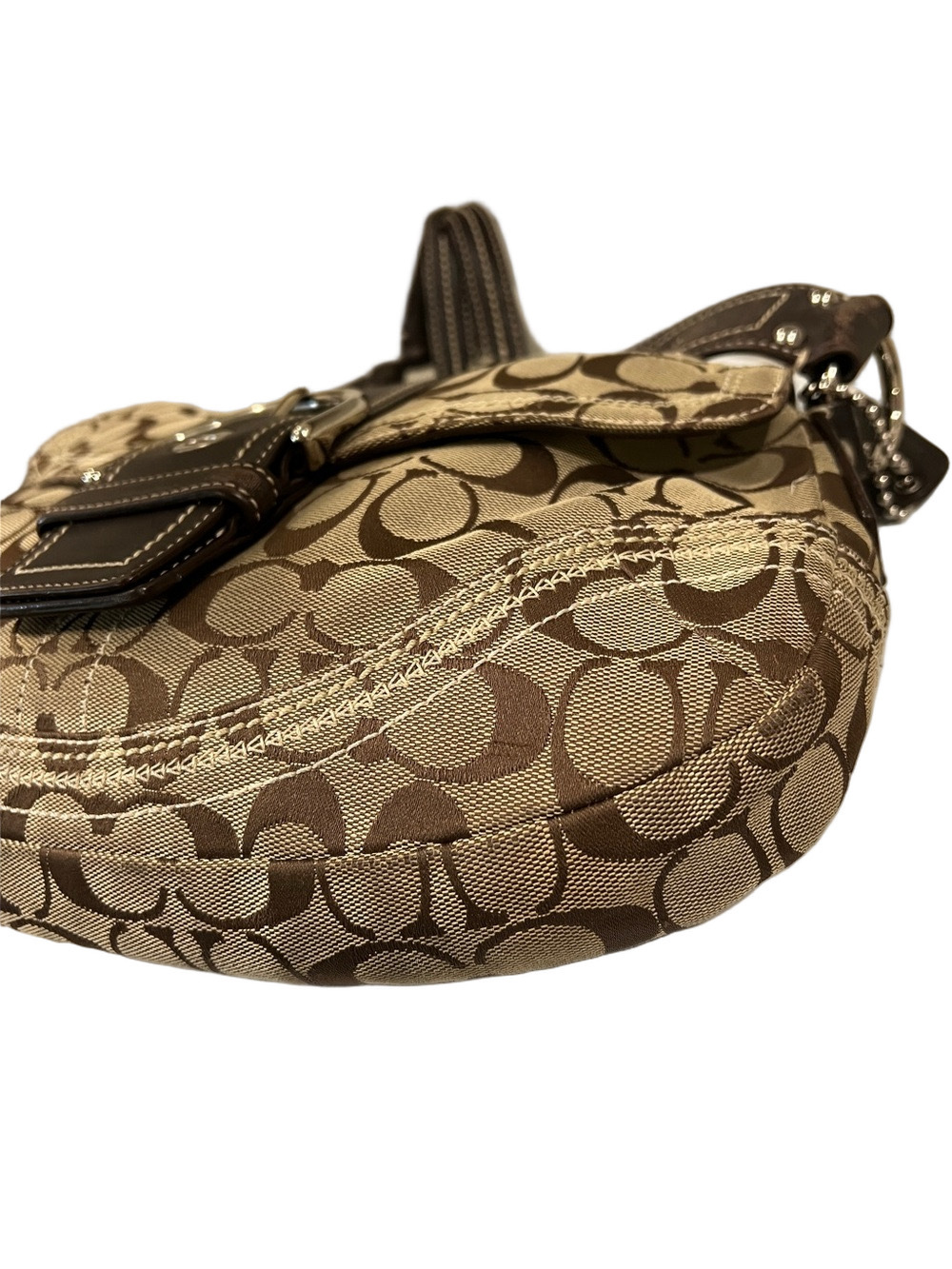 Coach Soho Signature C Jacquard Vintage Shoulder Bag with Dark Brown Trim EUC - Picture 10 of 15